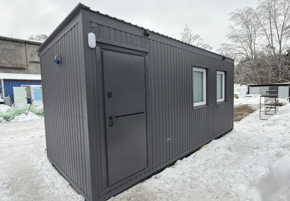 Бытовка с тамбуром 6х2,5х2,6 (г. Киев)